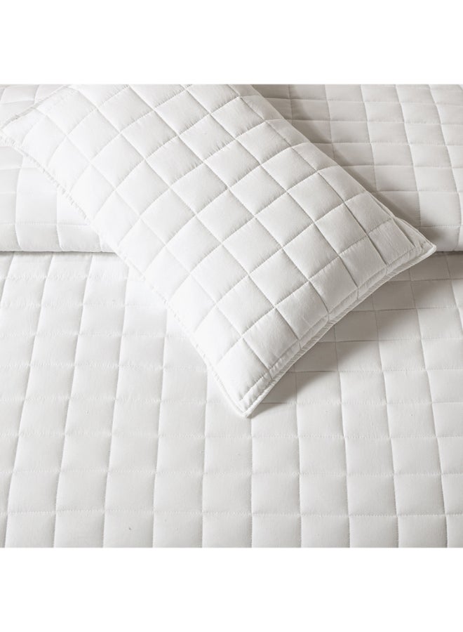 Home Box White Microfiber King Quilt Set for All - Image 3